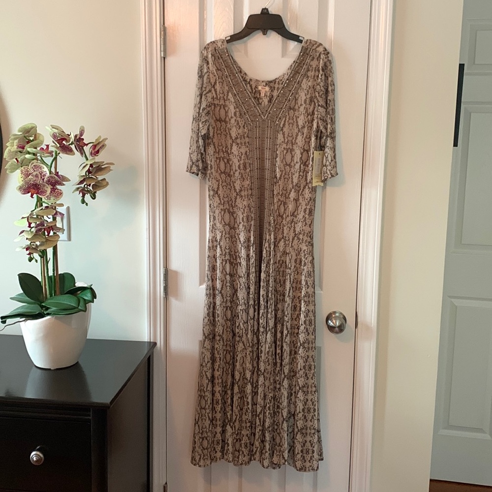Reba size med maxi dress